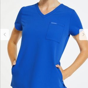 Jaanuu Royal Blue 3-pocket scrub top